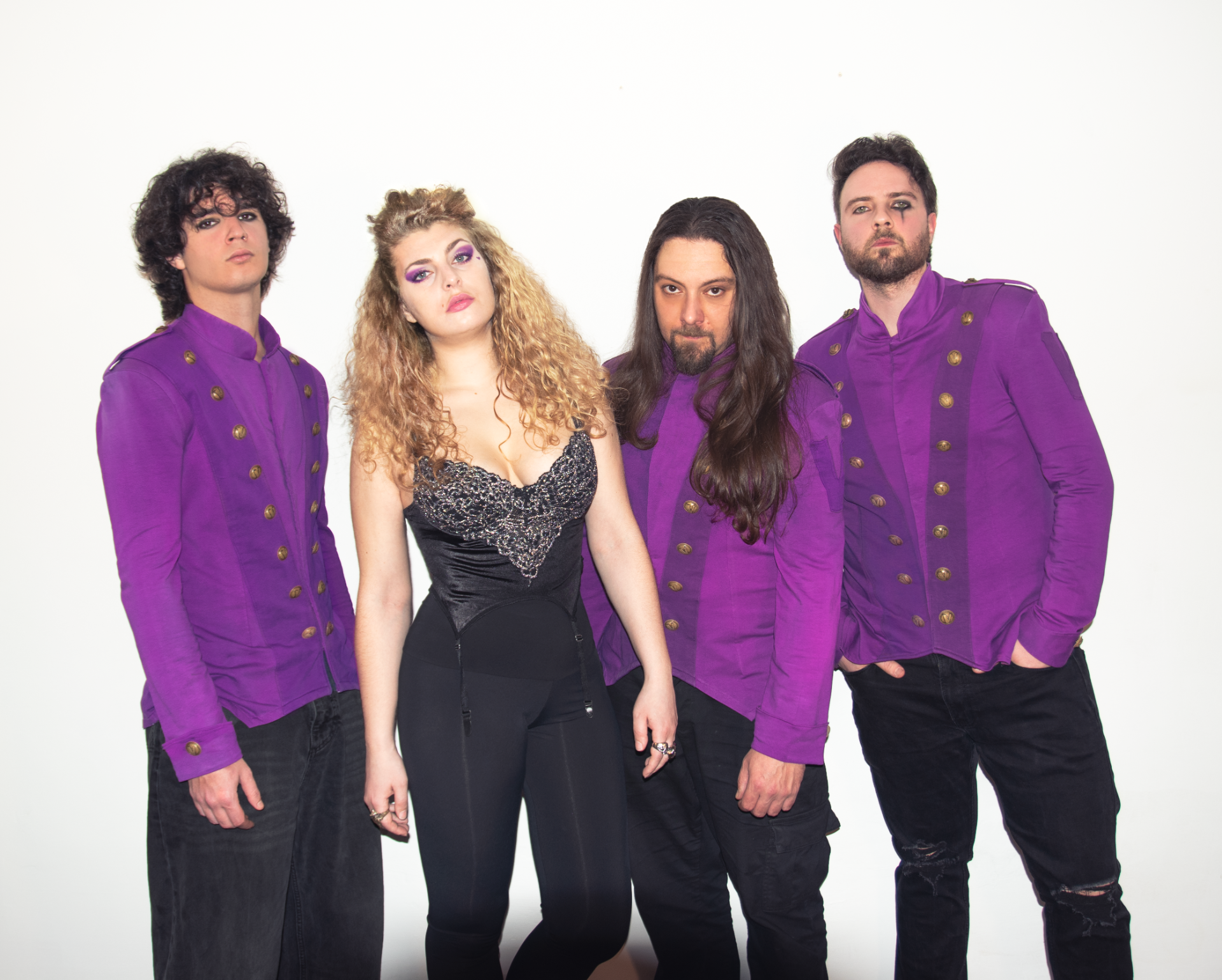 VIOLET BLEND - leggi l'articolo qui